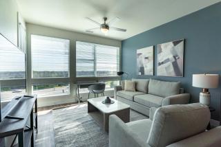 Landing Incredible 1BD Yoga Studio Gym - 9