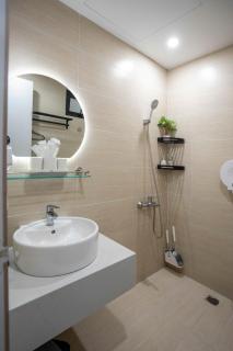 Spacious 2-Bedroom Apartment with Balcony and Pool , Field View - Thôn Văn Dương - 7