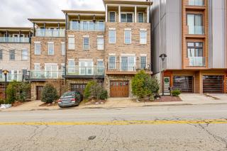 2 Mi to Market Sq! Row House with Dedicated Office - 0