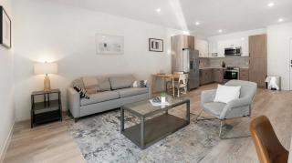 Landing Apartments - 1510 Belleville - 2