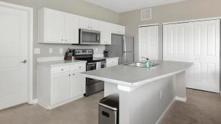 Landing Apartments - The Green - 5