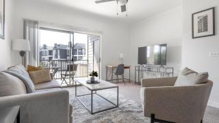 Landing Apartments - Preserve at Rolling Oaks - 5