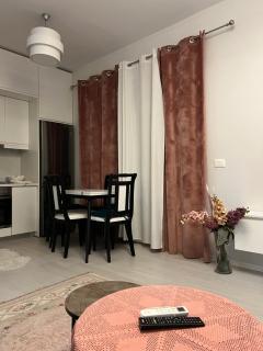 Cozy Residential Apartment - 6