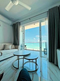 Stylish Beachfront Condo of Ocean and City - 0