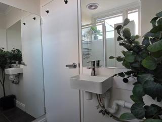 A Canterbury Tale on the Top Floor - 4