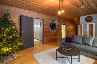 Villa Aurora Ounas - jacuzzi & sauna, next to ski center - 2