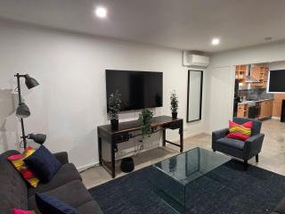 A Sporting Spot in Warm Sunshine - 5