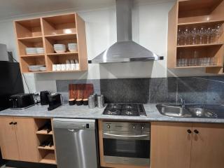 A Sporting Spot in Warm Sunshine - 1