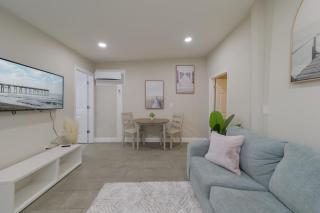 Comfortable 1 bedroom home - 8