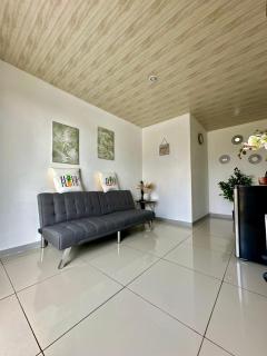 PURA VIDA AIRPORT STAY FREE SHUTTLe - 1