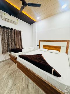 Hotel Tathastu Inn - 2