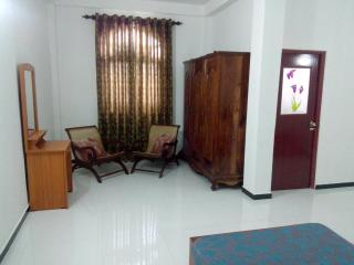 Shalona Holiday Home - 9