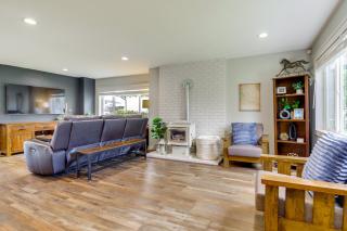 1 Mi to Historic Dtwn Dog-Friendly Everett Home! - 4