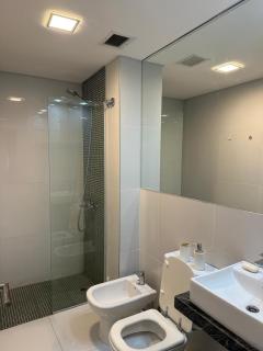 Departamento amplio con cochera, Av Sarmiento 645 - 1