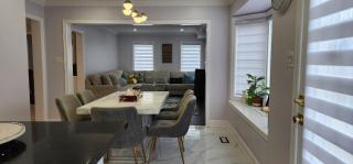 Lavish Bright Bedroom - 3