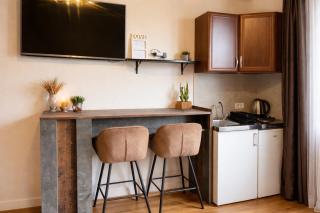 Heart of the City Stunning city View,Balcony Free Wi-Fi - 0