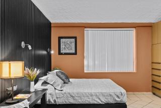 Historic Center Loft with AC and Private Parking - 2