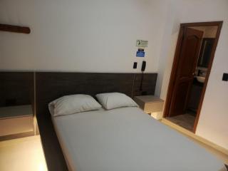 Hotel y Parqueadero Mirador de Los Ángeles - 4