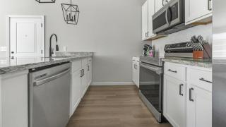 Landing Apartments - Camden Annx - 1