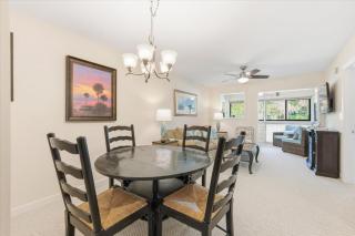 Beach-Ready Hilton Head Condo w Resort Amenities - 3