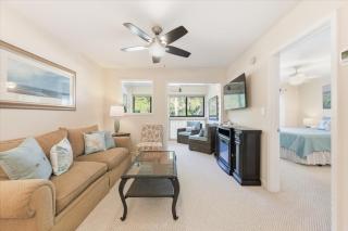 Beach-Ready Hilton Head Condo w Resort Amenities - 9