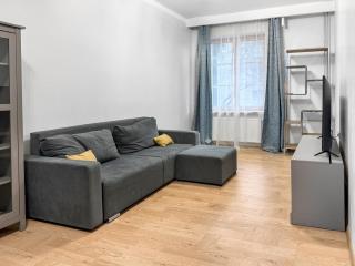 Bright Apartment in City Centre - 4
