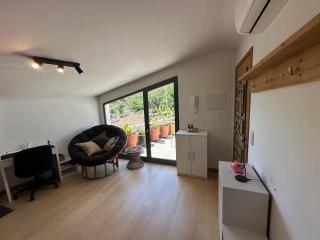 Cozy Studio & Patio in Funchal - 8