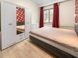Bright Apartment in City Centre - 2