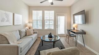 Landing Apartments - Soltair Cypress Creek - 7