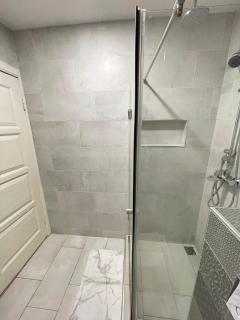 Luxurious 2 bedroom apartment - 7