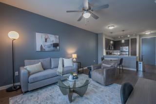 Landing Apartments - Republic At Alamo Heights - 4