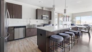 Landing Apartments - Yacht Harbor Club - 5