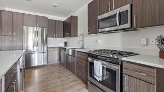 Landing Apartments - Yacht Harbor Club - 2