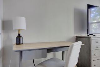 Landing Incredible 2BD Clubhouse Pool - 6