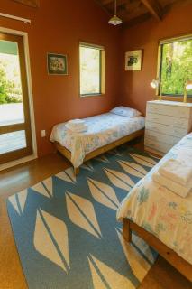 Kakariki Bach - Family Haven - 2