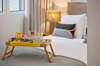 Modern Flat Just Steps From Shore - 3