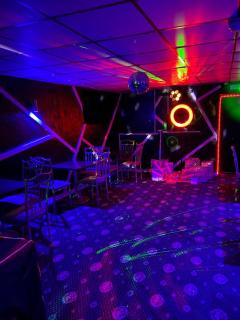 The Merlin Hotel - 7