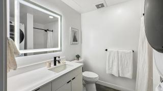 Landing Apartments - The Izzy - 2