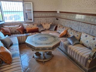 Moroccan-style apartment mountain and coastal view - 6