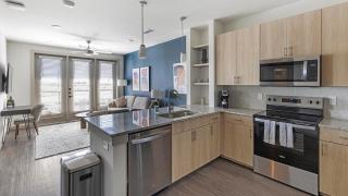 Landing Apartments - The Quinn - 6