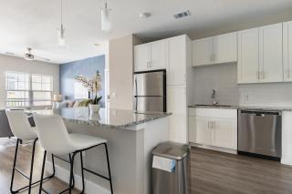 Landing Apartments - APEX South Creek - 7