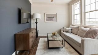 Landing Apartments - Carson Street Towers - 8