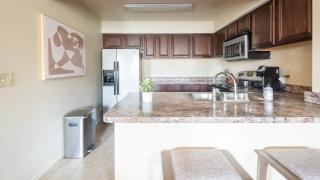 Landing Apartments - Park at Mission Hills - 4