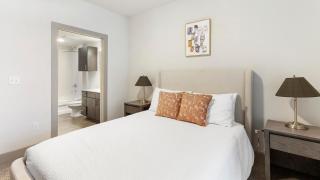 Landing Beautiful 2BD Clubhouse Gym - 1