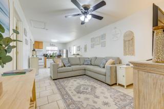 1 Block to Dtwn! Walkable Stay in Stuart - 2