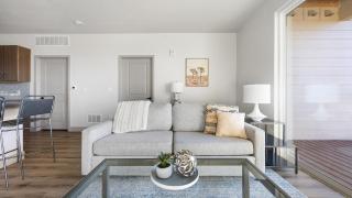 Landing Stunning 1BD Gym Clubhouse - 3