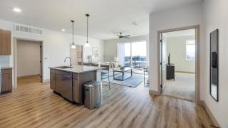 Landing Stunning 1BD Gym Clubhouse - 1