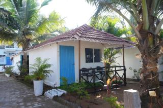 Beachouse Beachfront Cottages And Suites - 3