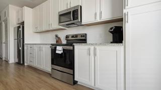 Landing Apartments - The Mason at Six Mile Creek - 3