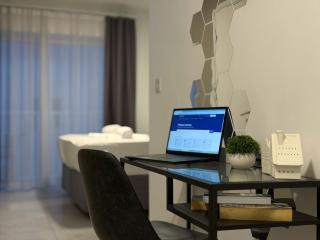 D' Suites Holiday Apartments - 3